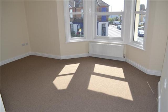  Image of 2 bedroom Flat to rent in Rye Road Hastings TN35 at East Sussex, TN35 5DA