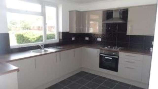  Image of 3 bedroom Semi-Detached house for sale in Baggaley Crescent Mansfield NG19 at Mansfield Nottinghamshire Mansfield Woodhouse, NG19 7DS
