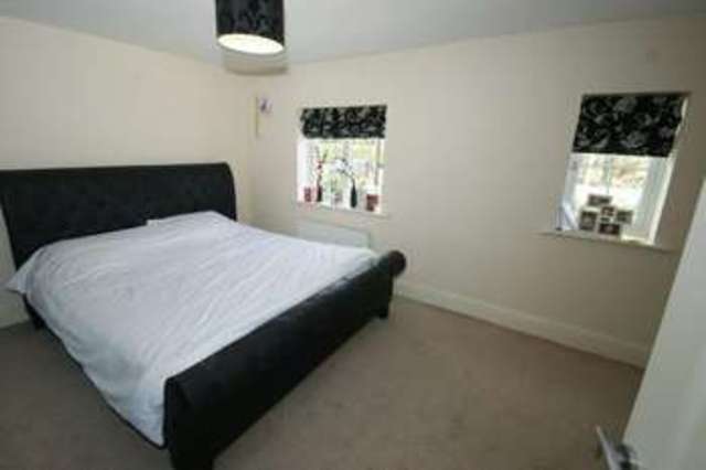  Image of 4 bedroom Detached house to rent in Bailey Drive Mapperley Nottingham NG3 at Bailey Drive Mapperley Nottingham, NG3 5US