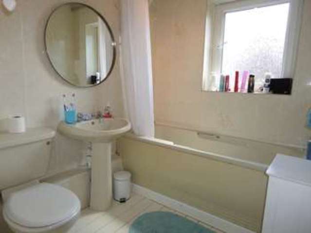  Image of 2 bedroom Flat for sale in Baldwin Road Kings Norton Birmingham B30 at Baldwin Road  Birmingham, B30 3LB