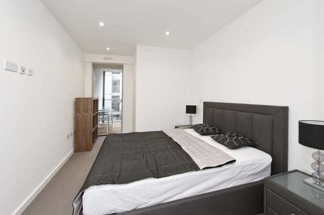  Image of 1 bedroom Flat to rent in Balham Hill London SW12 at Balham Hill  London, SW12 9EA