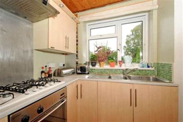  Image of 2 bedroom Flat to rent in Banbury Road Oxford OX2 at Oxford, OX2 7RW