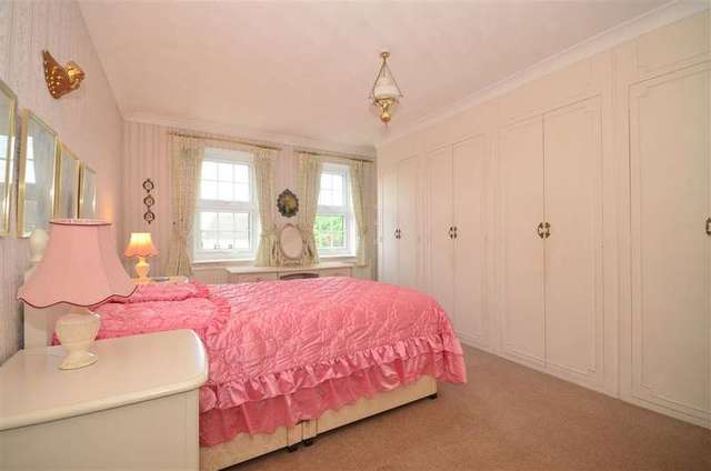  Image of 5 bedroom Detached house for sale in Banckside Hartley Longfield DA3 at Hartley Longfield Longfield, DA3 7RD