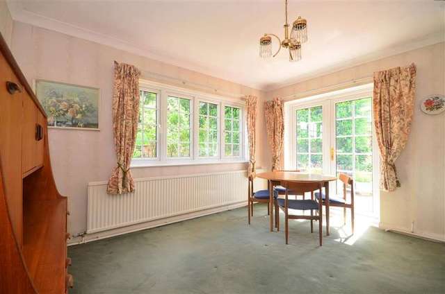  Image of 5 bedroom Detached house for sale in Banckside Hartley Longfield DA3 at Hartley Longfield Longfield, DA3 7RD