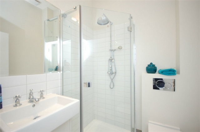  Image of 1 bedroom Flat to rent in High Street London NW10 at 6 High Street Harlesden Harlesden, NW10 4LT