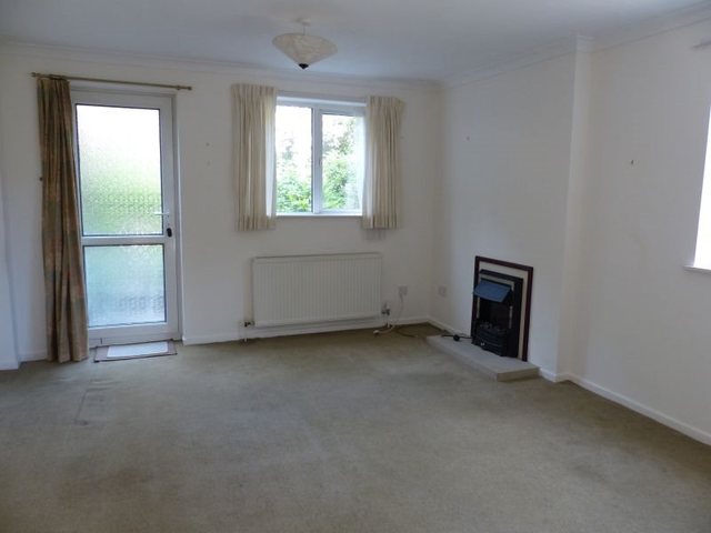  Image of 2 bedroom Detached house to rent in Bank Gardens Matlock DE4 at Matlock Derbyshire Matlock Bank, DE4 3WA