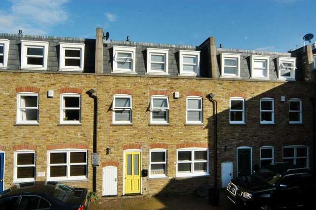  Image of 2 bedroom Detached house to rent in Barnard Mews London SW11 at Barnard Mews  Barnard Road, SW11 1QU