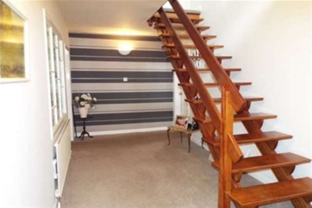  Image of 4 bedroom Detached house to rent in Barry Drive Kirby Muxloe Leicester LE9 at Leicester, LE9 2HJ