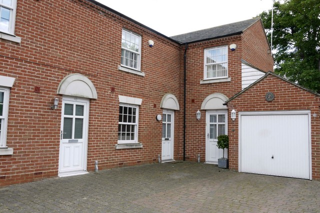  Image of 2 bedroom Detached house to rent in Barton Mill Road Canterbury CT1 at Canterbury, CT1 1BP