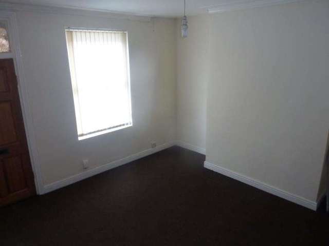  Image of 2 bedroom Detached house for sale in Bayswater Road Leeds LS8 at Leeds, LS8 5NW