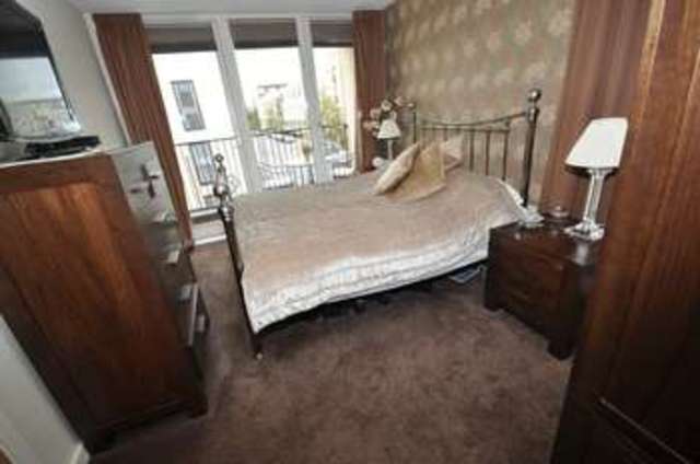  Image of 2 bedroom Flat for sale in Victoria Bridge Road Bath BA1 at Victoria Bridge Road  Bath, BA2 3FA