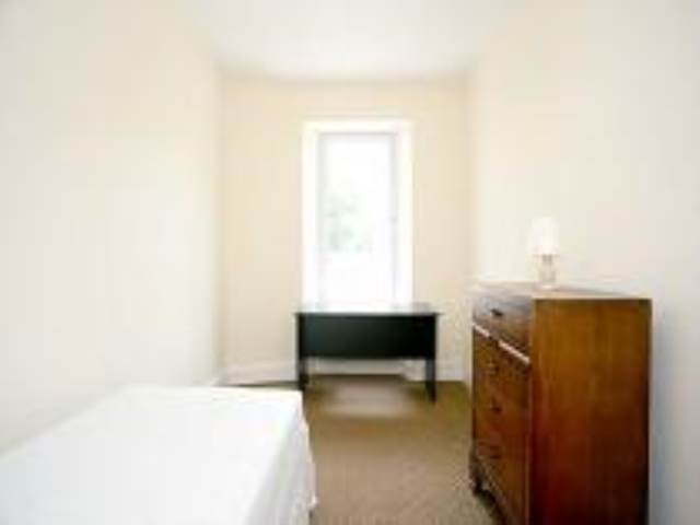  Image of 2 bedroom Flat to rent in Bedford Road Aberdeen AB24 at Old Aberdeen Aberdeen Aberdeen, AB24 3LP