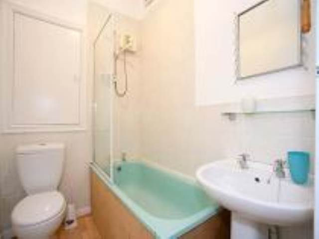  Image of 2 bedroom Flat to rent in Bedford Road Aberdeen AB24 at Old Aberdeen Aberdeen Aberdeen, AB24 3LP