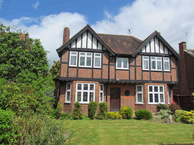  Image of 4 bedroom Detached house for sale in Beech Avenue Worcester WR3 at Worcester WR3 8PZ Worcestershire, WR3 8PZ