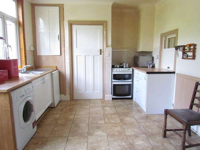  Image of 4 bedroom Detached house for sale in Beech Avenue Worcester WR3 at Worcester WR3 8PZ Worcestershire, WR3 8PZ