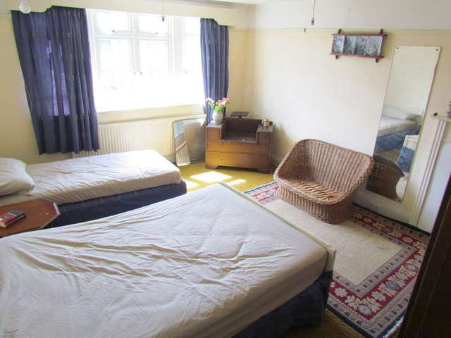  Image of 4 bedroom Detached house for sale in Beech Avenue Worcester WR3 at Worcester WR3 8PZ Worcestershire, WR3 8PZ