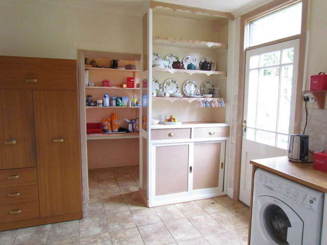  Image of 4 bedroom Detached house for sale in Beech Avenue Worcester WR3 at Worcester WR3 8PZ Worcestershire, WR3 8PZ