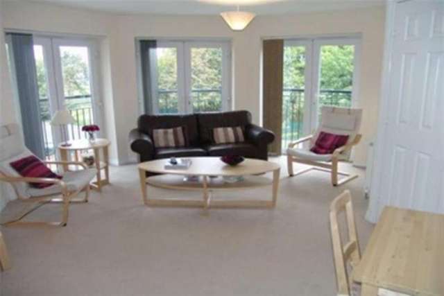  Image of 2 bedroom Flat to rent in Sandringham Place Hartford Northwich CW8 at Northwich, CW8 1GW
