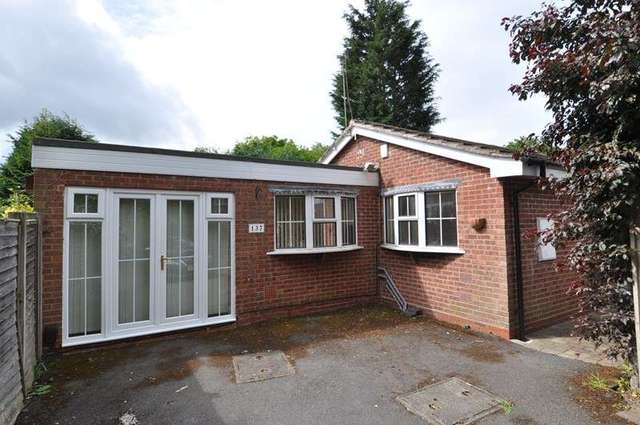  Image of 3 bedroom Detached house to rent in Bell Holloway Northfield Birmingham B31 at Bell Holloway Northfield Northfield, B31 1LS