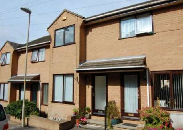  Image of 2 bedroom Terraced house for sale in Belvedere Terrace Scarborough YO11 at Belvedere Terrace  Scarborough, YO11 2PX