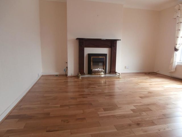  Image of 2 bedroom Flat to rent in Birniehill Road Bathgate EH48 at Bathgate West Lothian West Lothian, EH48 2RP