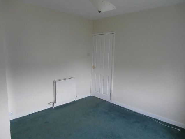  Image of 2 bedroom Flat to rent in Birniehill Road Bathgate EH48 at Bathgate West Lothian West Lothian, EH48 2RP