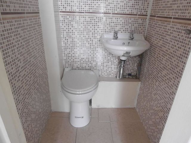  Image of 2 bedroom Flat to rent in Birniehill Road Bathgate EH48 at Bathgate West Lothian West Lothian, EH48 2RP