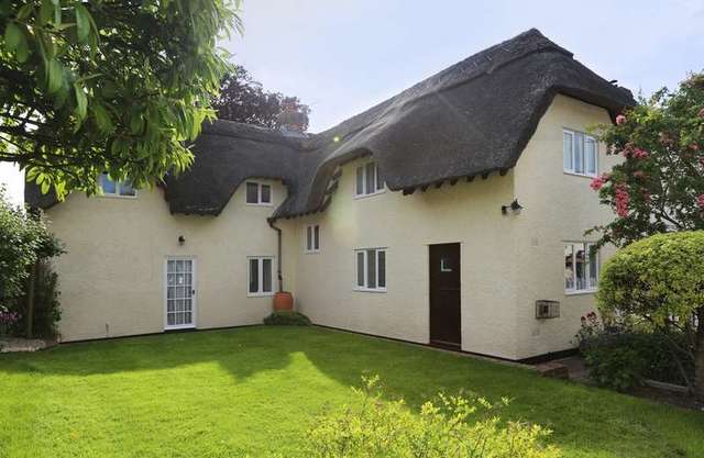  Image of 3 bedroom Cottage for sale in Cues Lane Bishopstone Swindon SN6 at Bishopstone Wiltshire, SN6 8PL