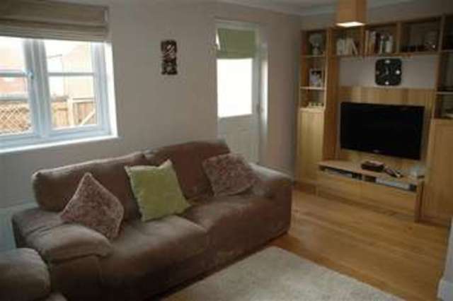  Image of 2 bedroom Property to rent in Blackcurrant Drive Long Ashton Bristol BS41 at Blackcurrant Drive Long Ashton Bristol, BS41 9FP