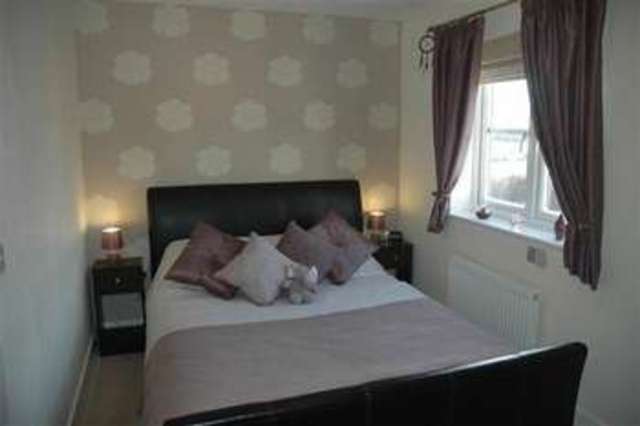  Image of 2 bedroom Property to rent in Blackcurrant Drive Long Ashton Bristol BS41 at Blackcurrant Drive Long Ashton Bristol, BS41 9FP
