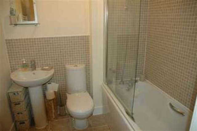  Image of 2 bedroom Property to rent in Blackcurrant Drive Long Ashton Bristol BS41 at Blackcurrant Drive Long Ashton Bristol, BS41 9FP