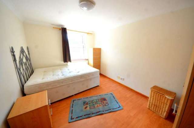  Image of 2 bedroom Apartment to rent in Blackstock Road London N4 at Blackstock Road  Finsbury Park, N4 2DL