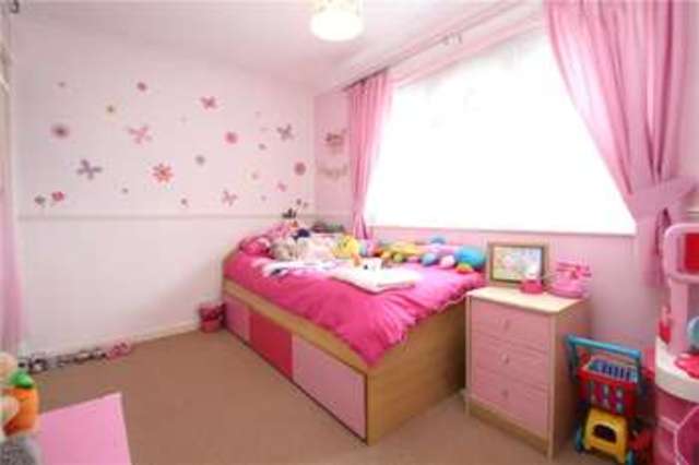  Image of 3 bedroom Maisonette for sale in Bonsey Lane Woking GU22 at Woking  Mayford, GU22 9PT