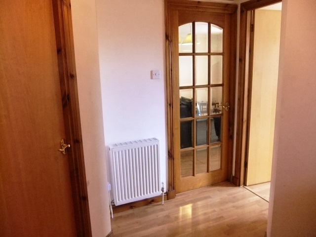  Image of 2 bedroom Flat to rent in Bothwell Court Dunfermline KY11 at Dunfermline Fife Fife, KY11 3AD
