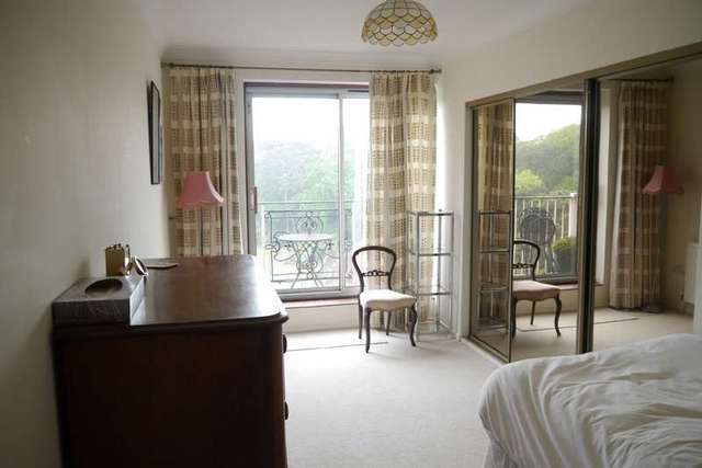  Image of 2 bedroom Flat to rent in Christchurch Road Bournemouth BH1 at 80 Christchurch Road  Bournemouth, BH1 4DA