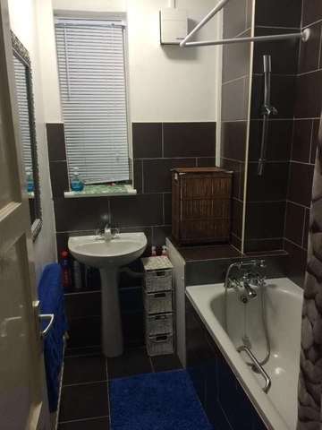  Image of 1 bedroom Flat to rent in Kingswood Estate London SE21 at Bowen Drive Dulwich London, SE21 8NU
