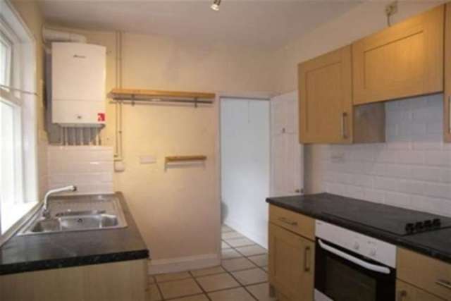  Image of 3 bedroom Terraced house to rent in Bowthorpe Road Norwich NR2 at Norwich, NR2 3TW