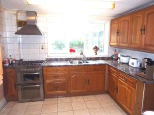  Image of 5 bedroom Semi-Detached house for sale in Firlands Bracknell RG12 at Bracknell Berkshire Easthampstead, RG12 9SB