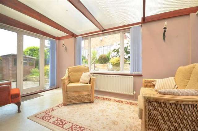  Image of 2 bedroom Bungalow for sale in Braes Mead South Nutfield Redhill RH1 at South Nutfield Surrey South Nutfield, RH1 4JR