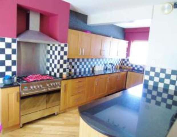 Image of 5 bedroom Detached house for sale in Bramcote Lane Beeston Nottingham NG9 at Beeston Nottingham Bramcote, NG9 4EU