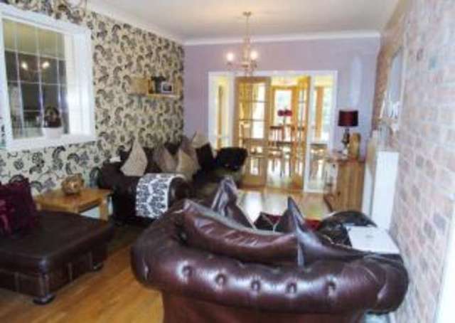  Image of 5 bedroom Detached house for sale in Bramcote Lane Beeston Nottingham NG9 at Beeston Nottingham Bramcote, NG9 4EU