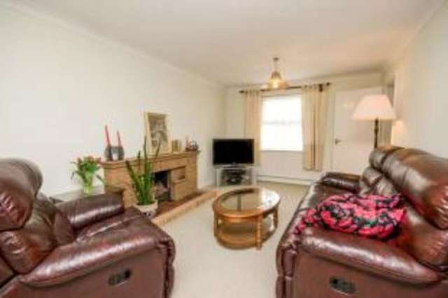  Image of 4 bedroom Detached house for sale in Yew Tree Close Bramley Tadley RG26 at Bramley Tadley Bramley, RG26 5UQ