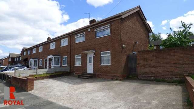  Image of 3 bedroom Semi-Detached house to rent in Brindley Road West Bromwich B71 at Brindley Road  West Bromwich, B71 2ND