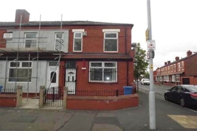  Image of 3 bedroom Detached house to rent in Broadfield Road Manchester M14 at Manchester, M14 7JH