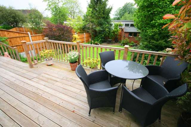  Image of 3 bedroom Detached house for sale in Brook Road Brentwood CM14 at Brook Road  Brentwood, CM14 4PT