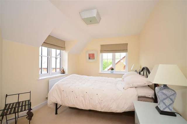  Image of 2 bedroom Apartment for sale in Brookfield Close Horsham RH12 at Horsham West Sussex Horsham, RH12 1QQ