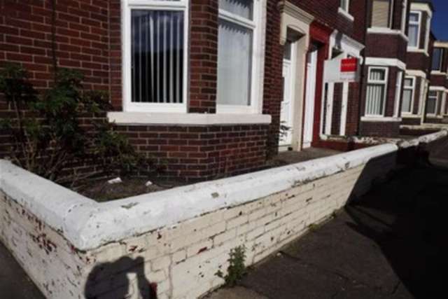  Image of 2 bedroom Flat to rent in Brownlow Road South Shields NE34 at South Shields, NE34 0QT