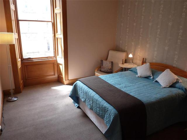  Image of 2 bedroom Flat to rent in Bruntsfield Avenue Edinburgh EH10 at City Centre Edinburgh Edinburgh, EH10 4EP