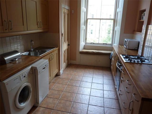 Image of 2 bedroom Flat to rent in Bruntsfield Avenue Edinburgh EH10 at City Centre Edinburgh Edinburgh, EH10 4EP