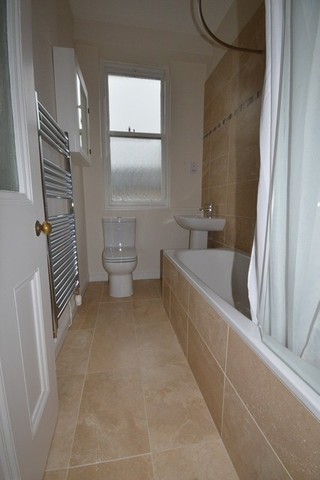  Image of 3 bedroom Flat to rent in Bruntsfield Gardens Edinburgh EH10 at Bruntsfield Edinburgh Edinburgh, EH10 4DZ